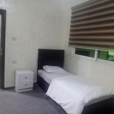 Jarajreh Apartments/ Hotel Karak Ngoại thất bức ảnh
