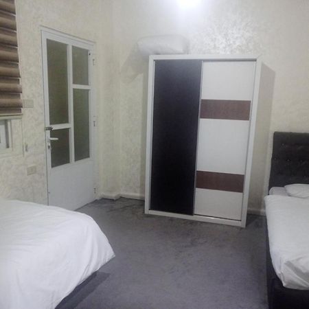 Jarajreh Apartments/ Hotel Karak Phòng bức ảnh