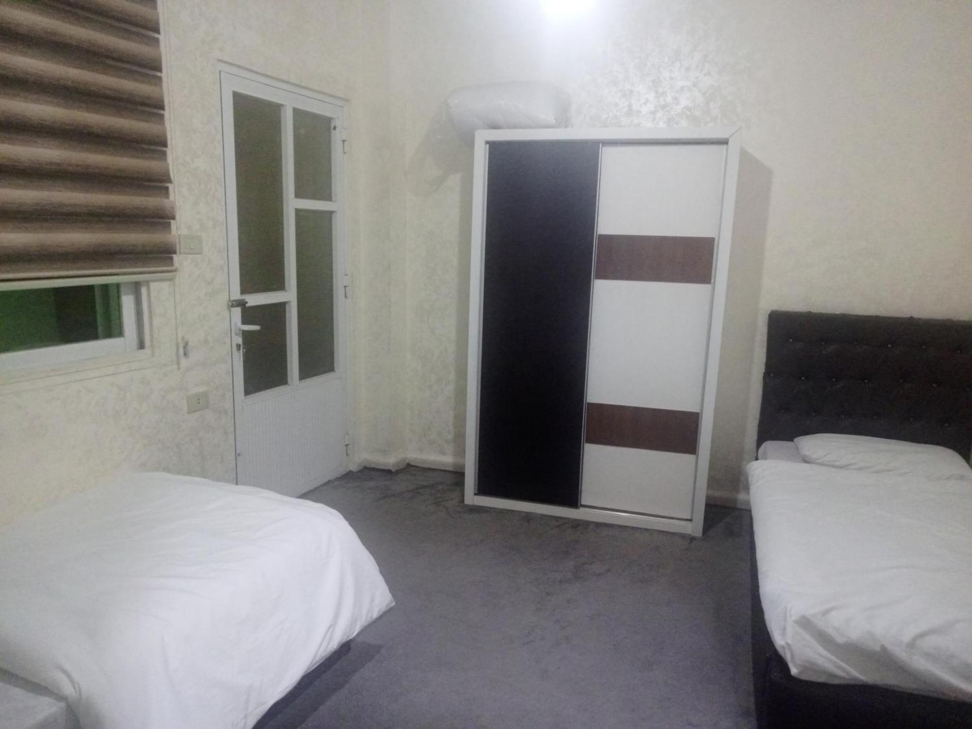 Jarajreh Apartments/ Hotel Karak Phòng bức ảnh